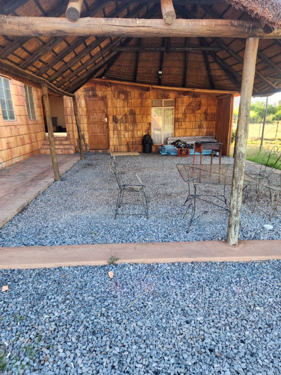 To Let 7 Bedroom Property for Rent in Kathu Northern Cape